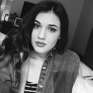 Meet your Posher, Kailee